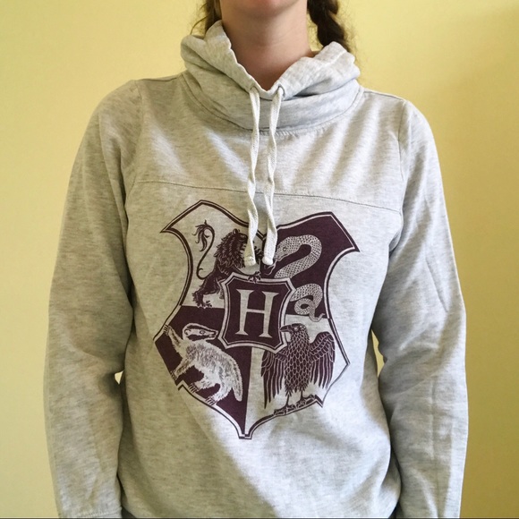 Harry Potter Sweater - Picture 2 of 3